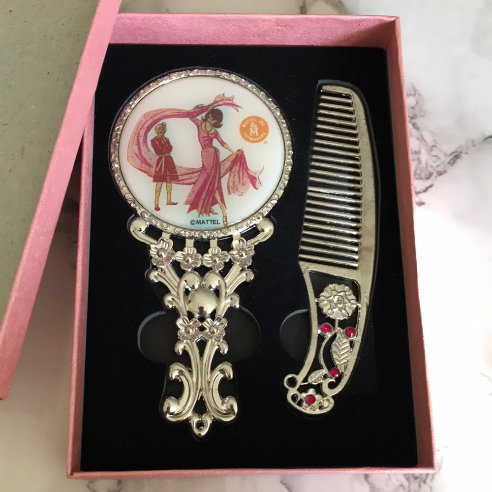 2015 Barbie Convention Opening Night Dinner Gift